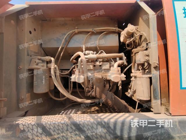 液壓泵室（大件艙室）