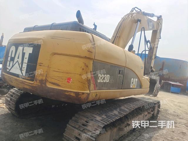 右后45(整機外觀) 右后45(整機外觀)