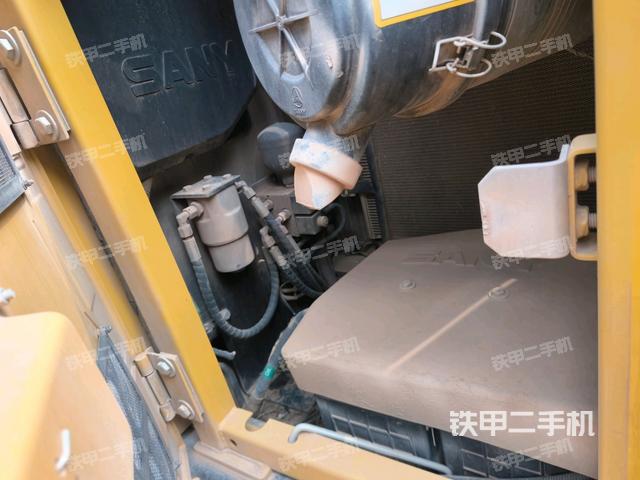 散熱器室(大件艙室) 散熱器室(大件艙室)