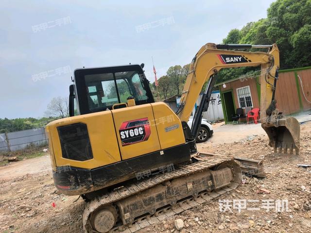 整機(jī)右后45°（整機(jī)外觀）