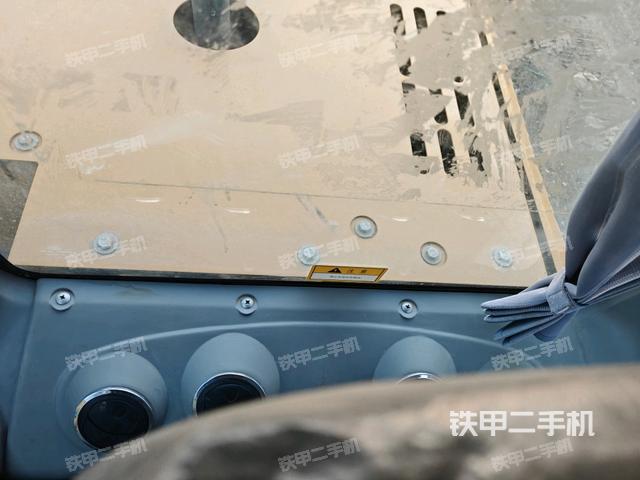 座椅后部（駕駛室部分）