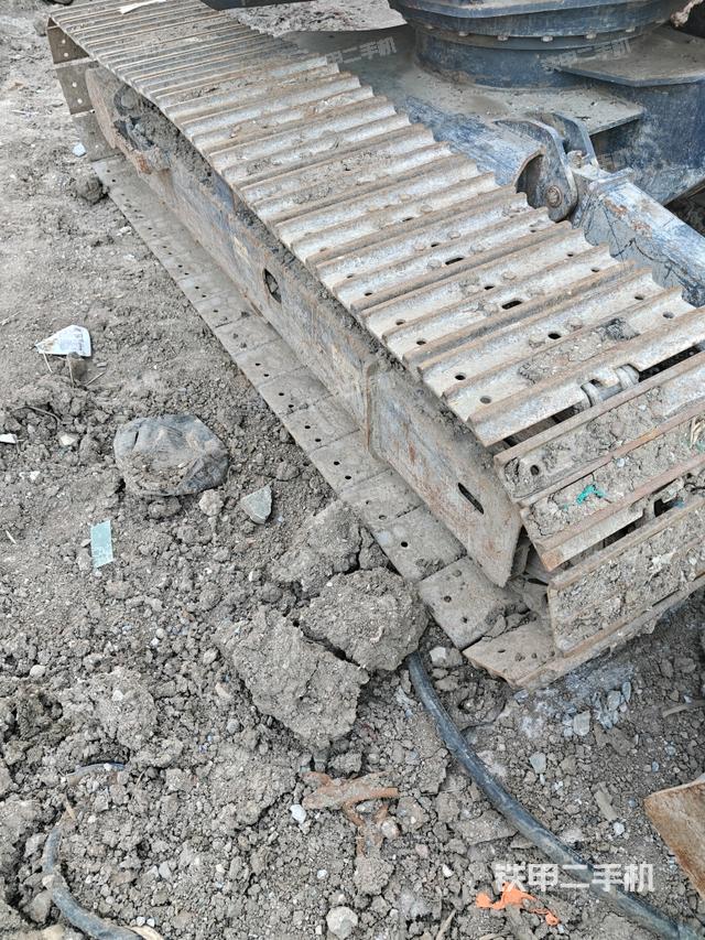 右側(cè)履帶整體?（行走機構(gòu)）