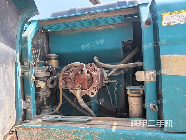 液壓泵斜45?左（大件艙室）