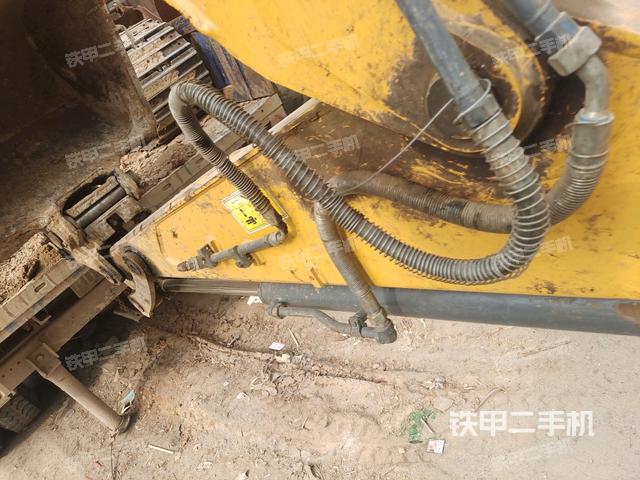 小臂整體左后（工作和回轉(zhuǎn)裝置）