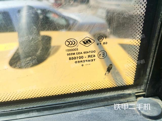 右側(cè)玻璃角標(biāo)(駕駛室部分) 右側(cè)玻璃角標(biāo)(駕駛室部分)