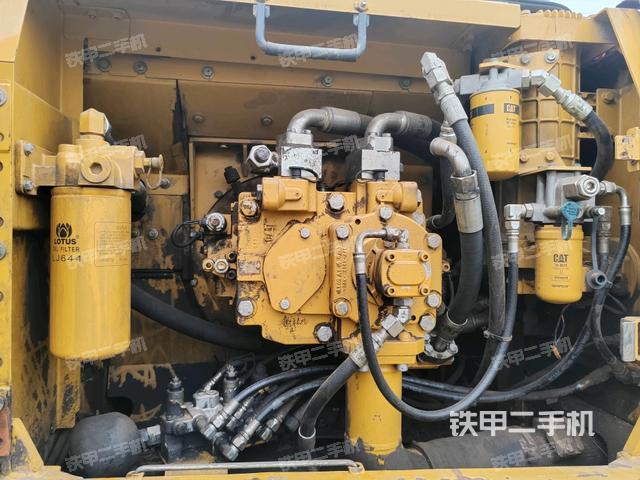 散熱器室(大件艙室) 散熱器室(大件艙室)