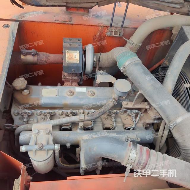 發(fā)動(dòng)機(jī)整體俯視(整機(jī)外觀) 發(fā)動(dòng)機(jī)整體俯視(整機(jī)外觀)