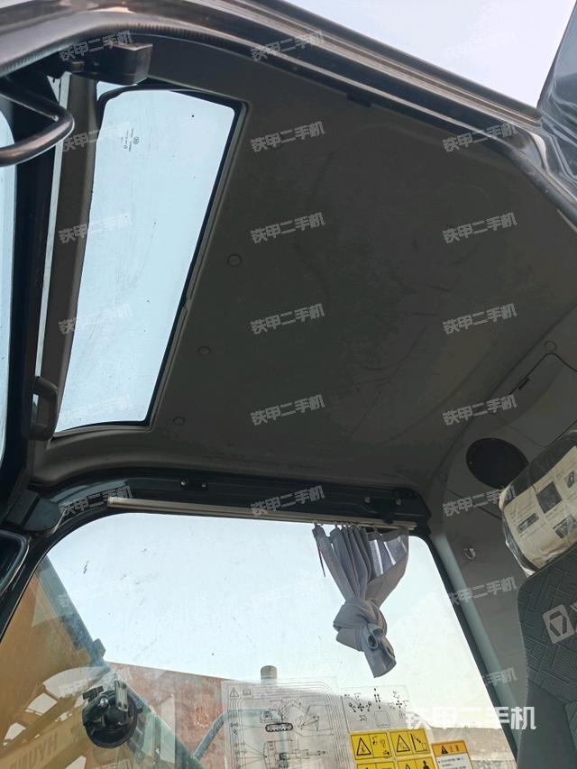 頂棚整體（駕駛室部分）