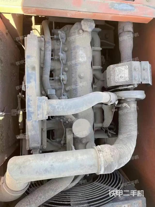 發(fā)動機整體俯視(整機外觀) 發(fā)動機整體俯視(整機外觀)