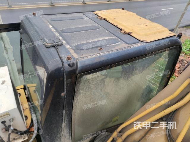 駕駛室頂部俯視(上車部件) 駕駛室頂部俯視(上車部件)
