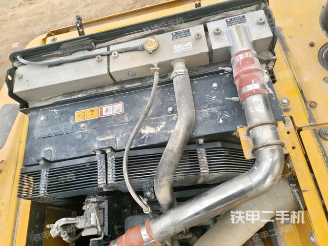 水箱+風(fēng)扇特寫(上車部件) 水箱+風(fēng)扇特寫(上車部件)