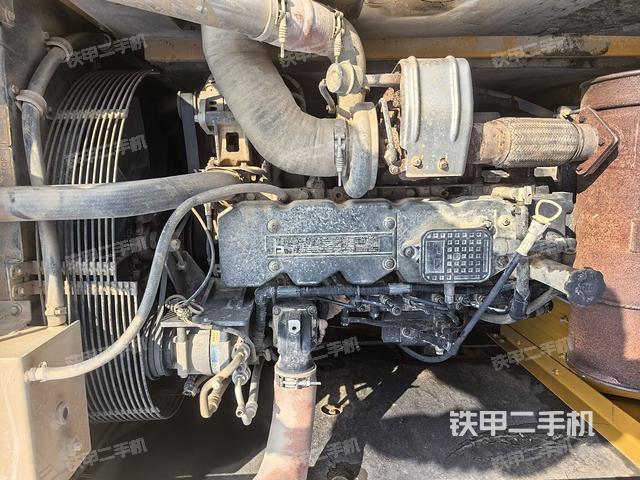 發(fā)動機整體俯視(整機外觀) 發(fā)動機整體俯視(整機外觀)