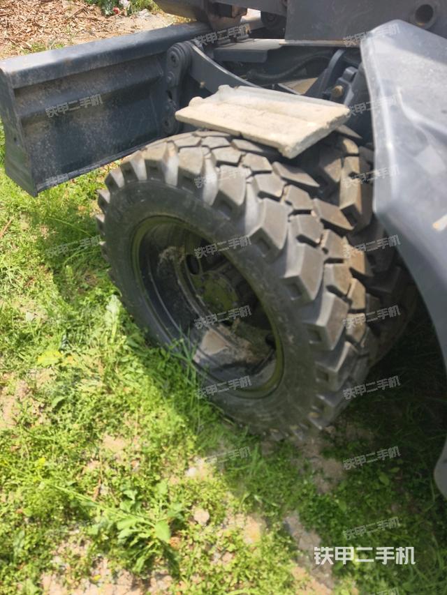 右側(cè)履帶整體（行走機構(gòu)）