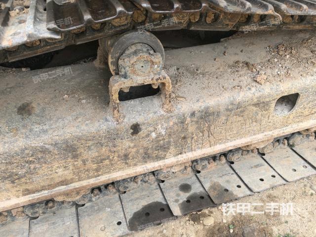 右侧行走马达盖板（行走机构）