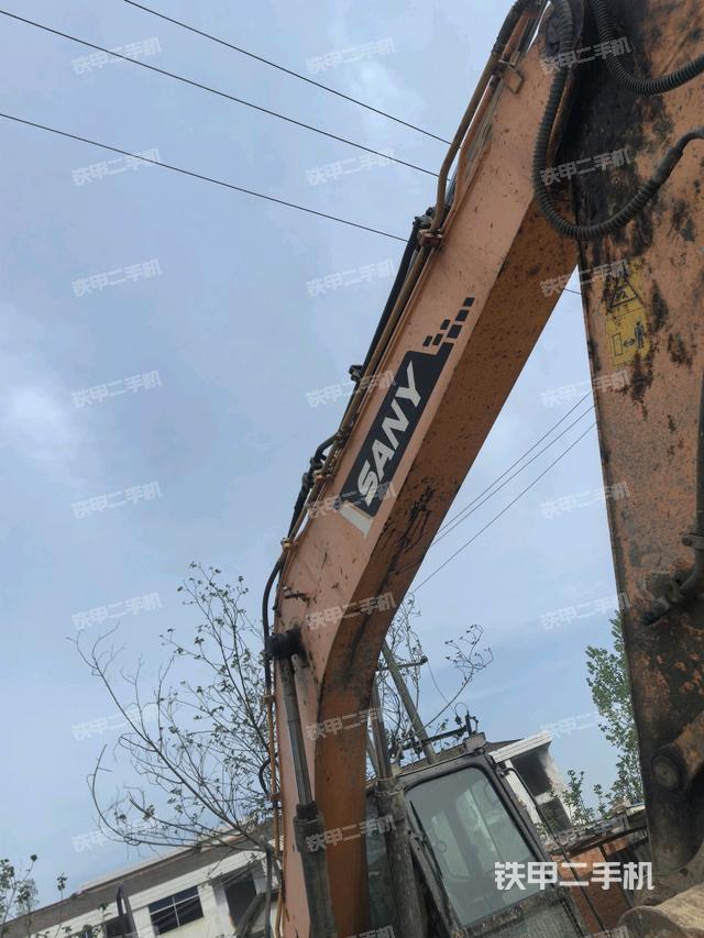 大臂整體?右側(cè)(工作和回轉(zhuǎn)裝置) 大臂整體?右側(cè)(工作和回轉(zhuǎn)裝置)