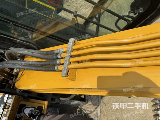 大臂根部?斜(工作和回轉(zhuǎn)裝置) 大臂根部?斜(工作和回轉(zhuǎn)裝置)