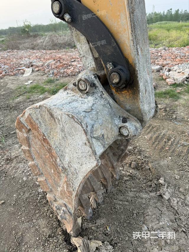 鏟斗45度（工作和回轉(zhuǎn)裝置）