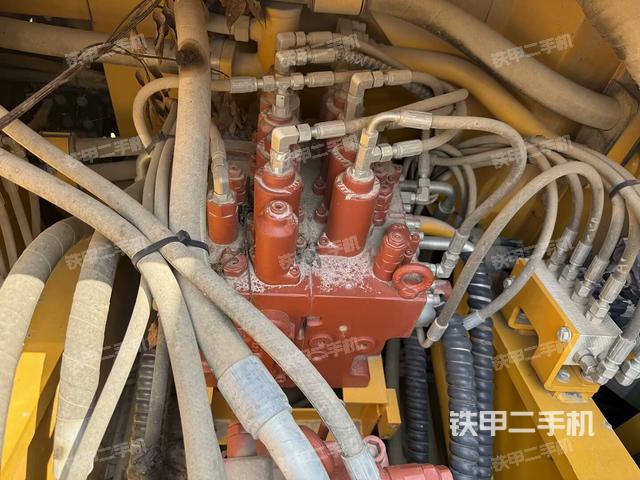 發(fā)動機室（上車部件）