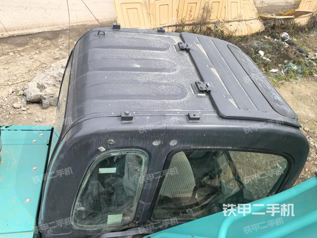 駕駛室頂部俯視(上車部件) 駕駛室頂部俯視(上車部件)
