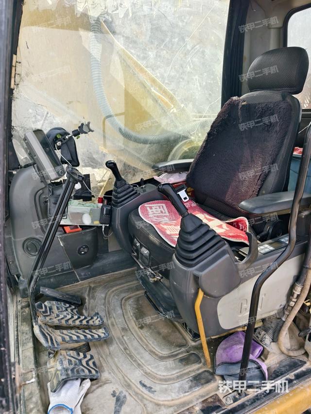 駕駛室正側(cè)（駕駛室部分）