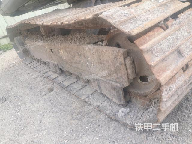 右側(cè)履帶整體?（行走機構(gòu)）