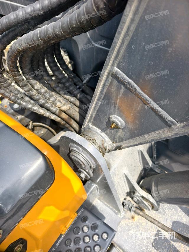 大臂根部?斜視（工作和回轉(zhuǎn)裝置）