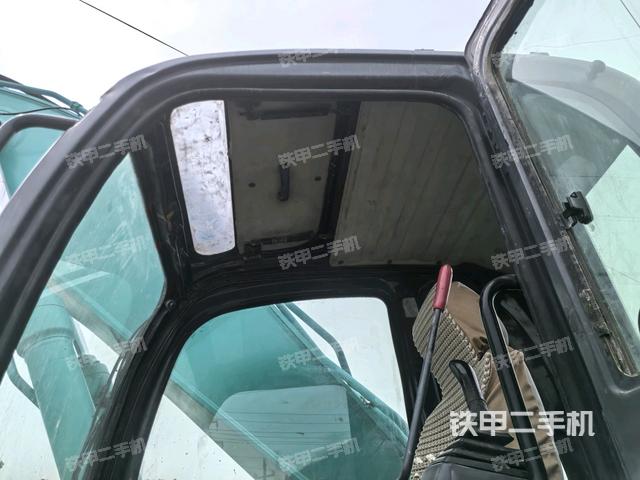 頂棚整體(駕駛室部分) 頂棚整體(駕駛室部分)