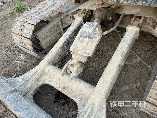 左側(cè)履帶整體?（行走機(jī)構(gòu)）