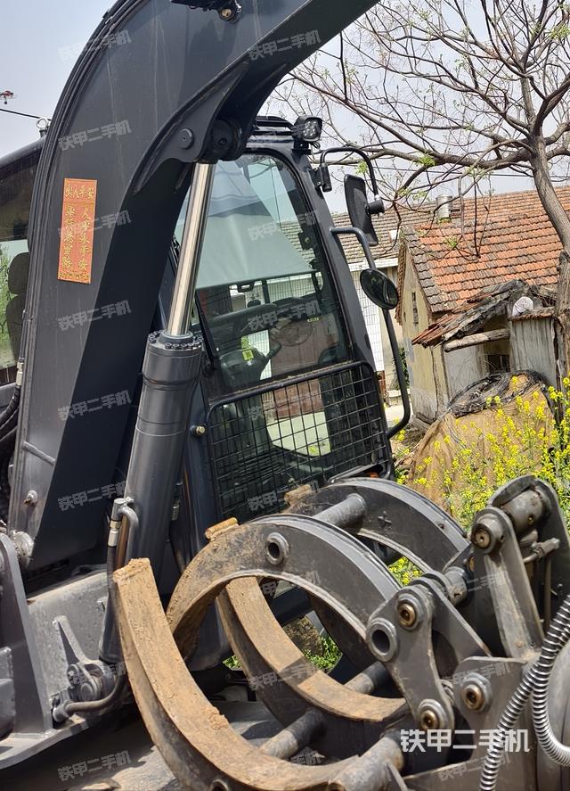 大臂油缸整體?豎拍（工作和回轉(zhuǎn)裝置）