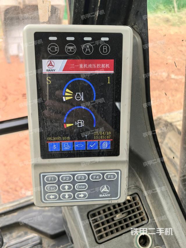 顯示屏?(駕駛室部分) 顯示屏?(駕駛室部分)