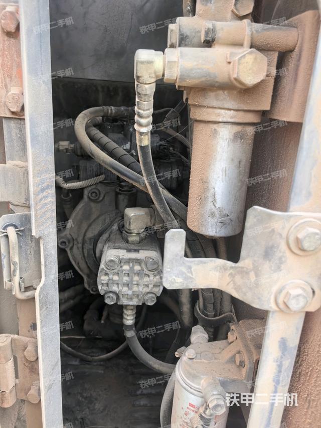 液压泵室（大件舱室）