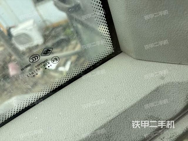 操作杆  档位（驾驶室部分）