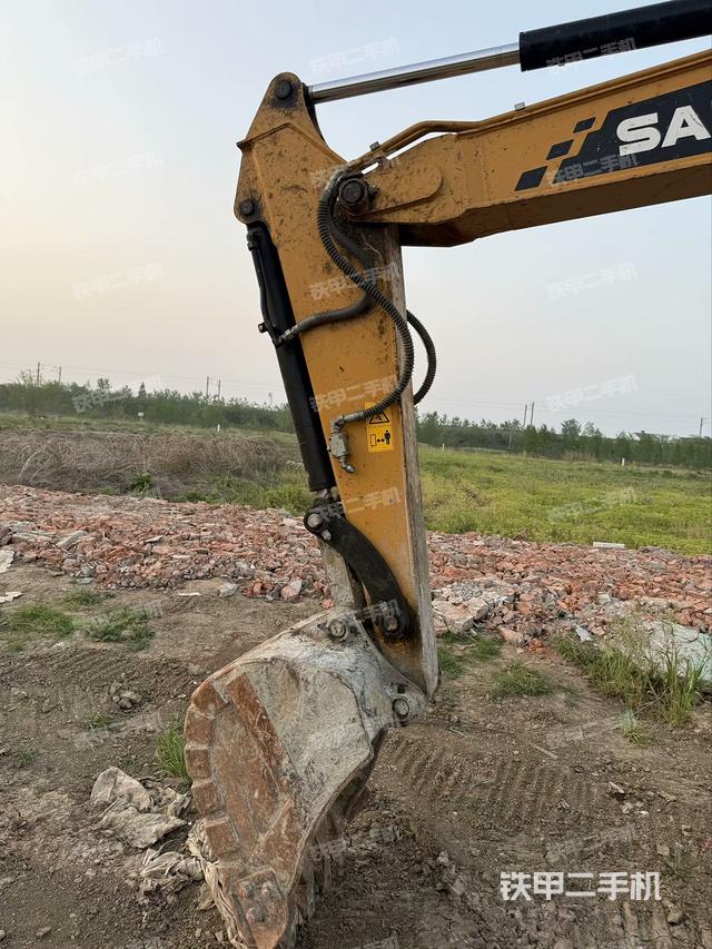 小臂整體右前（工作和回轉(zhuǎn)裝置）