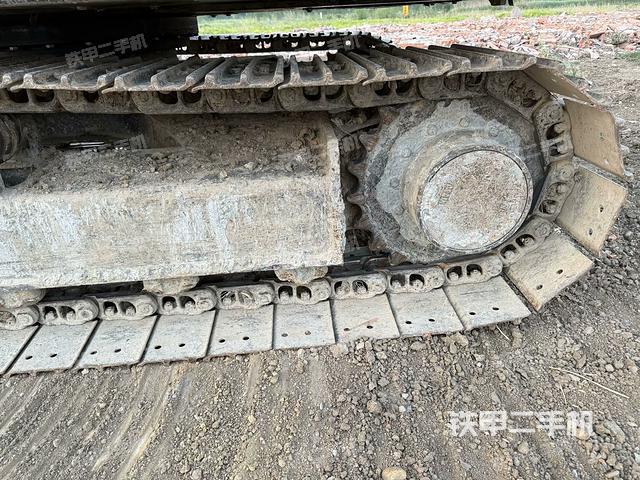 左側(cè)行走馬達(dá)蓋板（行走機(jī)構(gòu)）