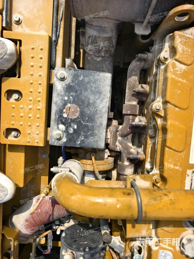 氣門室蓋螺絲特寫（上車部件）