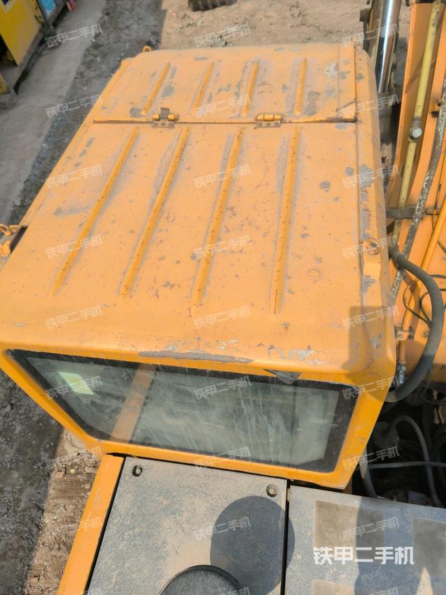 駕駛室頂部俯視（上車部件）