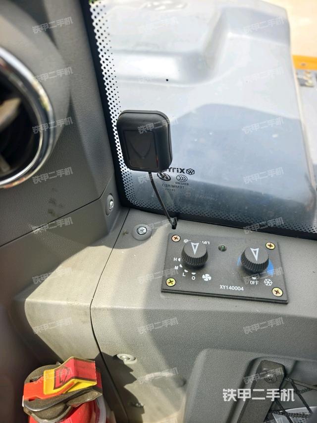 后窗玻璃角標(biāo)（駕駛室部分）