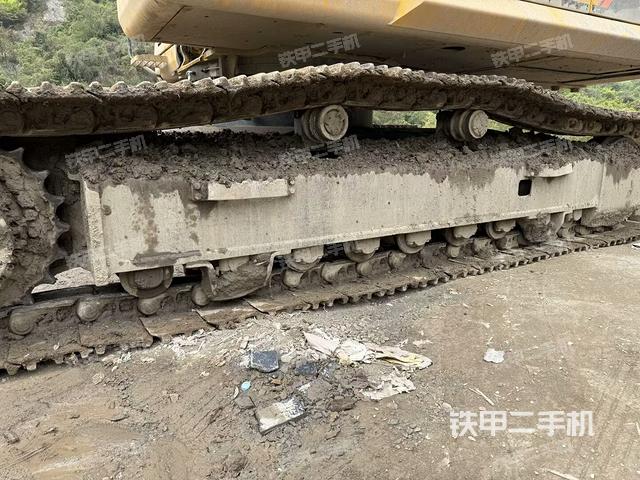 單側(cè)履帶整體（整機外觀）