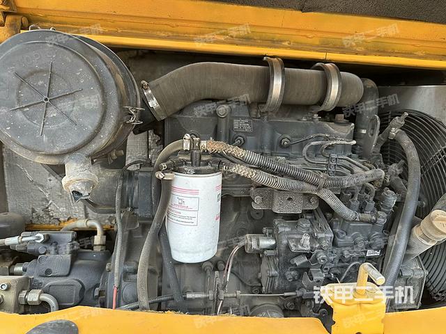 發(fā)動(dòng)機(jī)整體俯視（整機(jī)外觀）