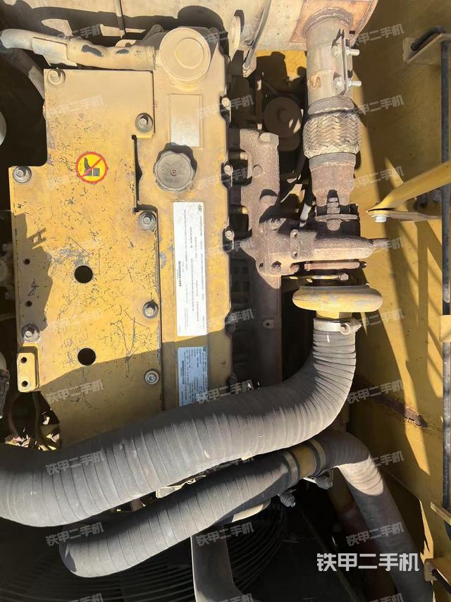 發(fā)動機(jī)整體俯視（整機(jī)外觀）