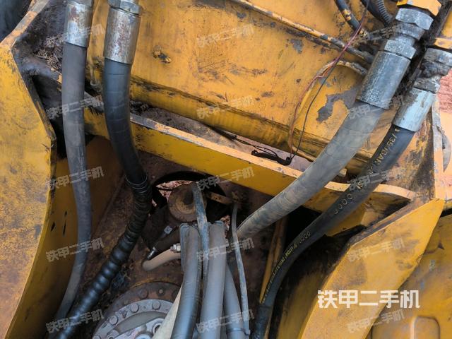 氣門室蓋螺絲特寫(上車部件) 氣門室蓋螺絲特寫(上車部件)
