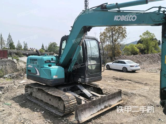 右前45(整機外觀) 右前45(整機外觀)