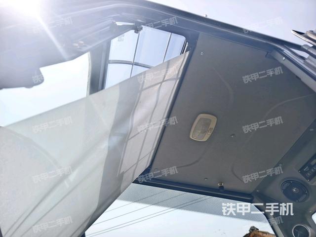 頂棚整體（駕駛室部分）