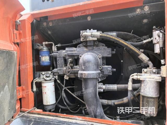 液壓泵室(大件艙室) 液壓泵室(大件艙室)