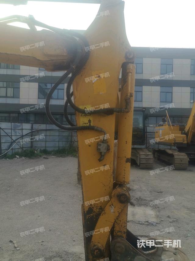 小臂整體左后（工作和回轉(zhuǎn)裝置）