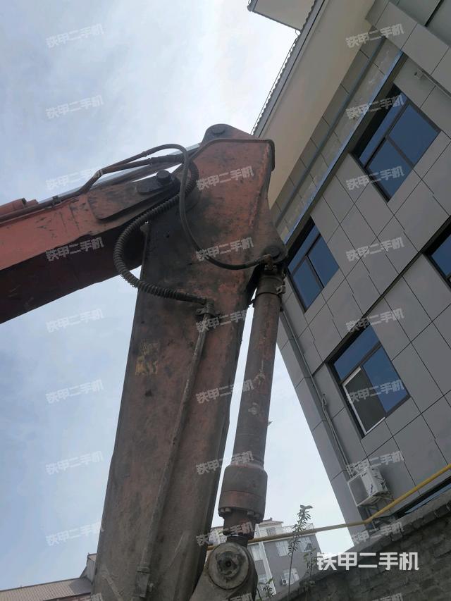 小臂整体右前（工作和回转装置）