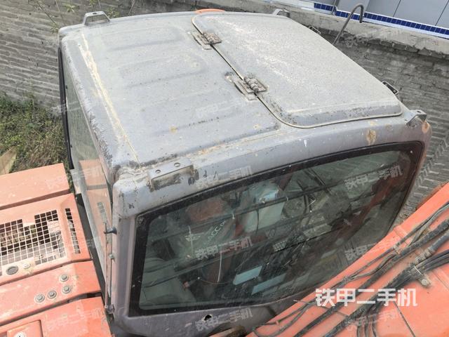 驾驶室顶部俯视（上车部件）