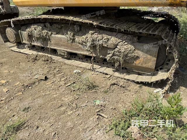 左側(cè)履帶整體?（行走機構(gòu)）