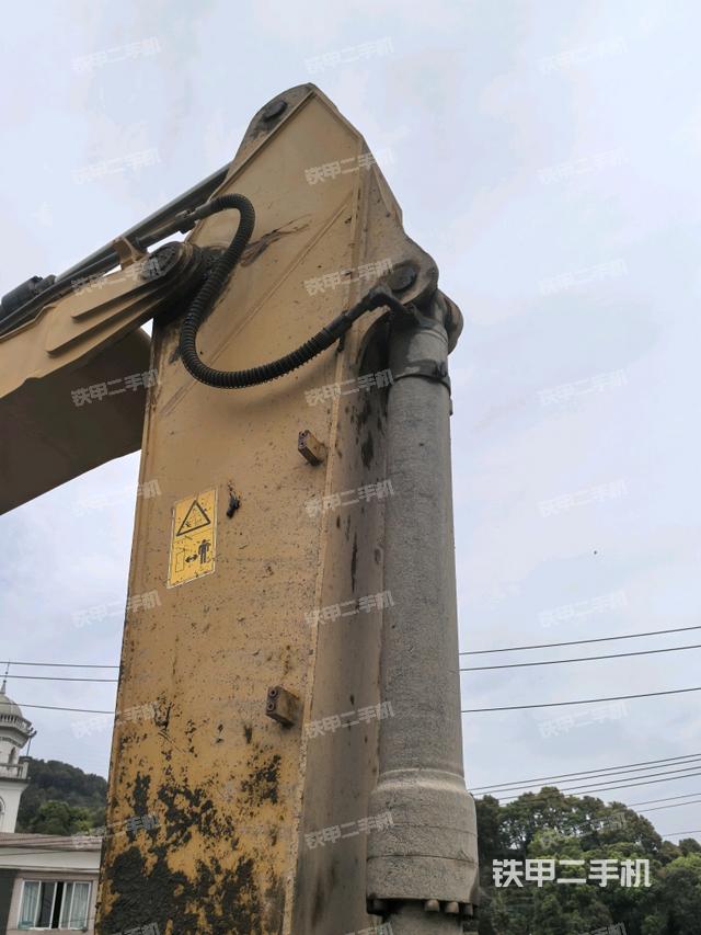 小臂整體右前（工作和回轉(zhuǎn)裝置）