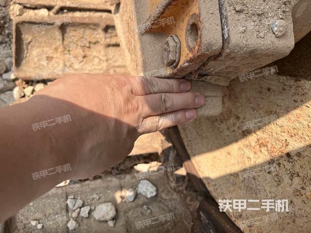 左驅(qū)動輪(推土機(jī)底盤及工作裝置) 左驅(qū)動輪(推土機(jī)底盤及工作裝置)